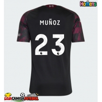 Camisa de Futebol Liverpool Victor Munoz #23 Equipamento Alternativo 2026-27 Manga Curta